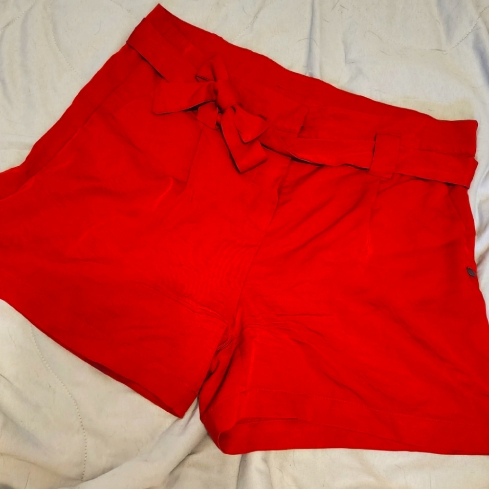 Numph red paperbag shorts